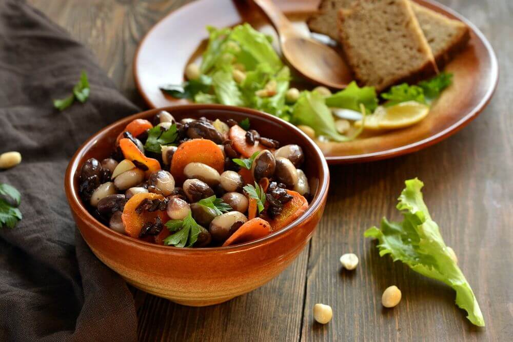 Black & White Bean Salad