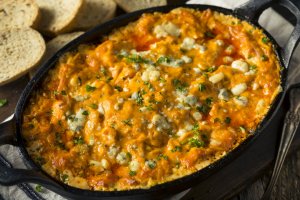 Healthier Buffalo Chicken Dip Recipe Image