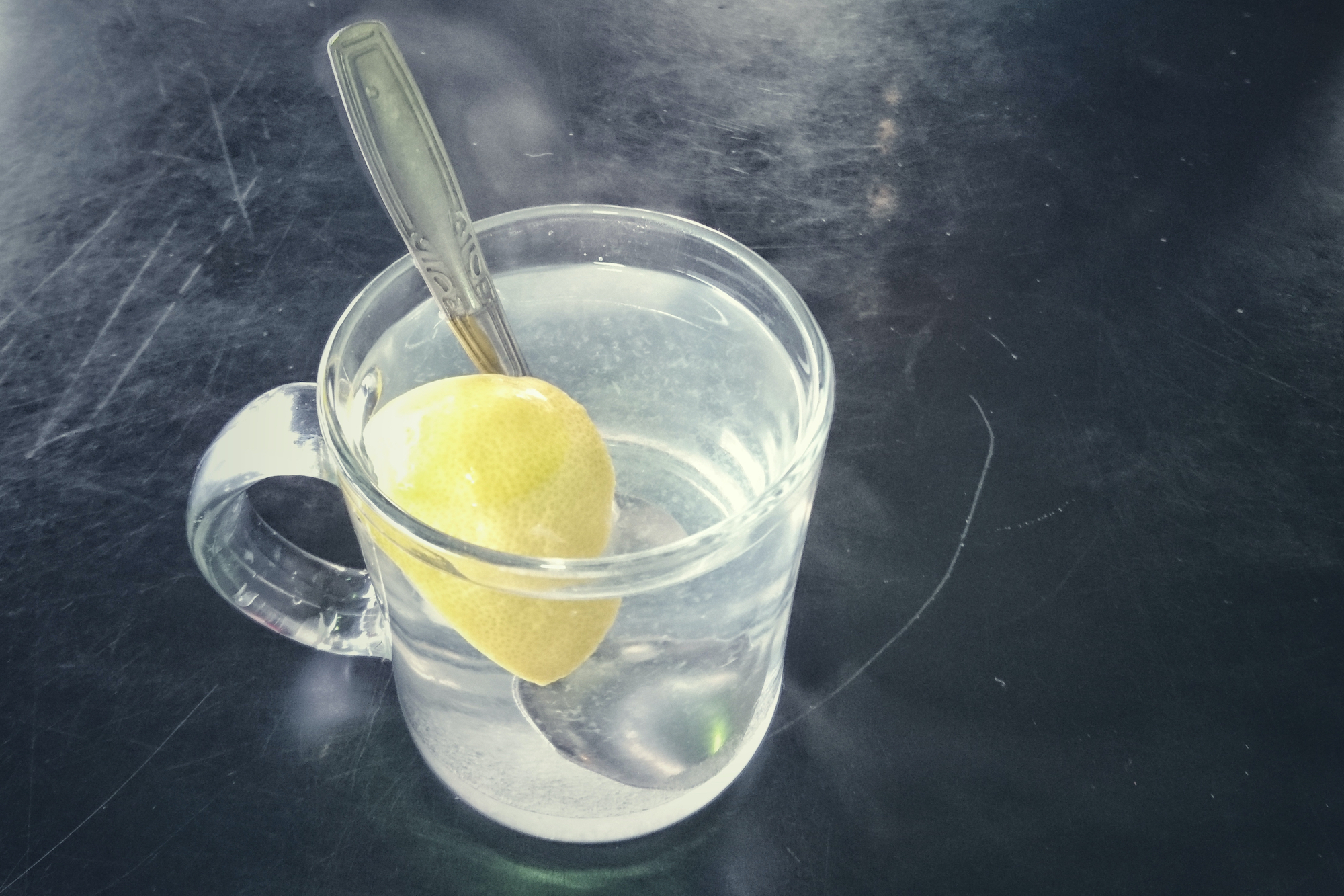 Hot Lemon Water Canarino