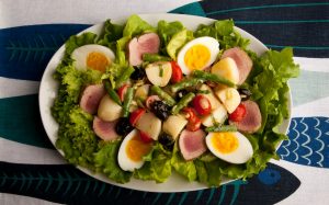 Ensalada «Nicoise» con atún a la plancha Recipe Image