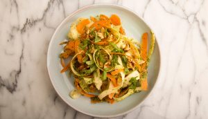 Ensalada Desmenuzada de Chirivía con Pesto de Zanahoria Recipe Image