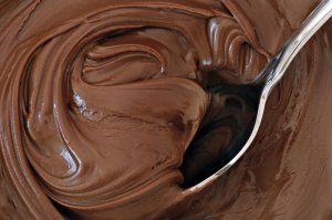 Cremoso Glaseado de Chocolate Vegano Recipe Image