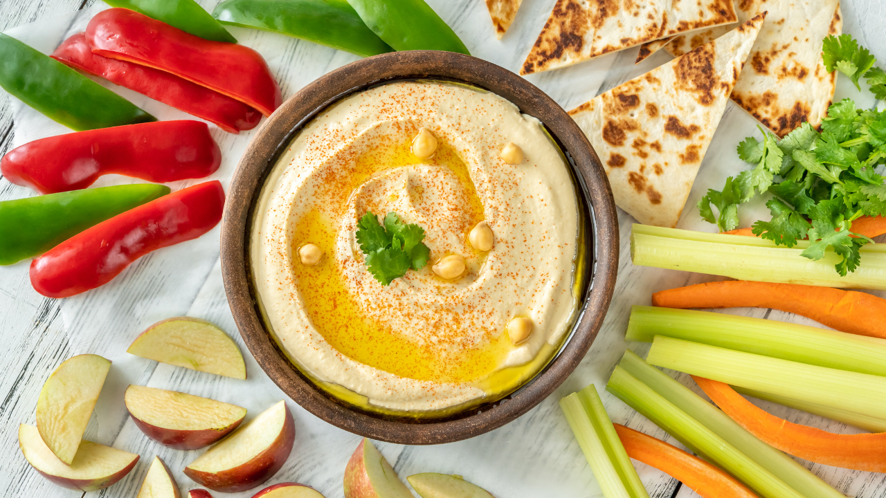 Your Most-Asked Questions About Nutrition: What are some nutritious snack options? Image