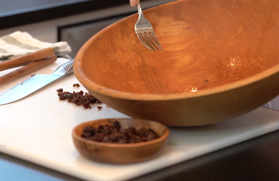 How to Sweeten Salad Dressing Naturally Image